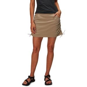Columbia Skort w/Omni-Shield & UPF 50 Protection